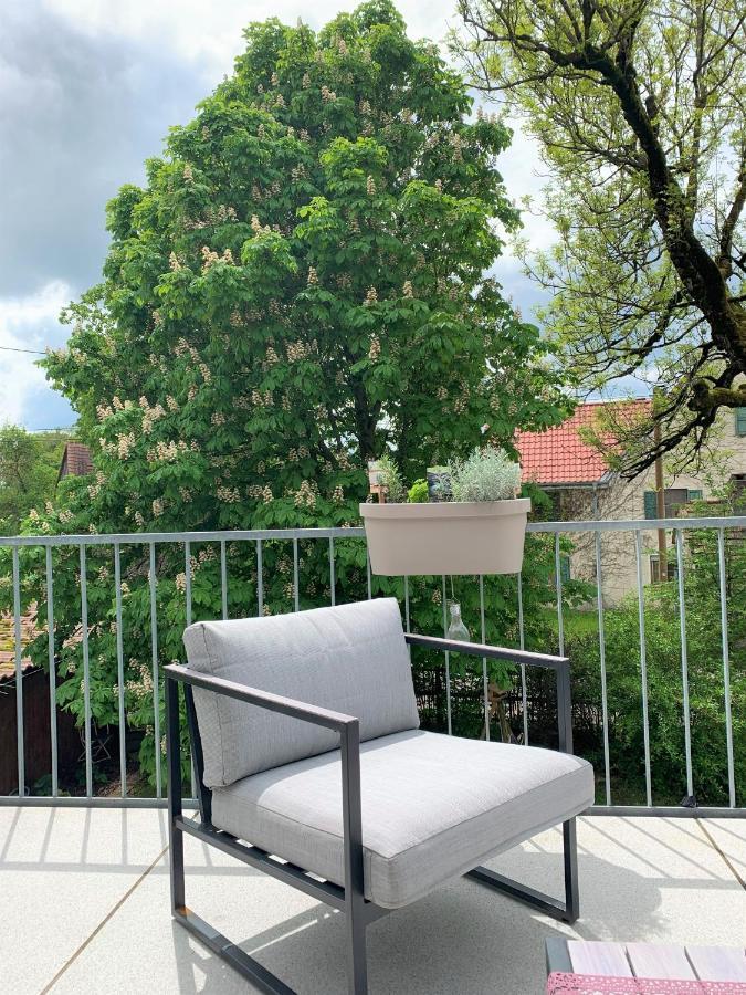 Fe Wo Brunnen - 120 Qm - Ruhige Lage - Viel Natur- Komfortabel - Grosser Balkon Und Garten Memmingen Kültér fotó